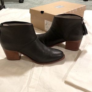 TOMS black Leila booties